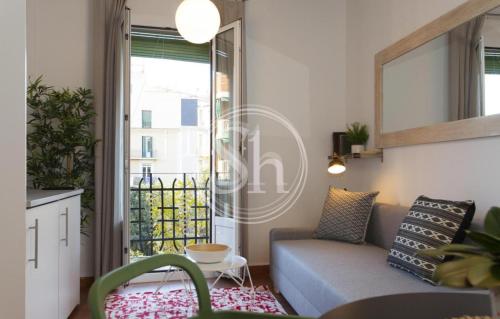 Cozy apartment beside Sagrada Familia for 2, Barcelona