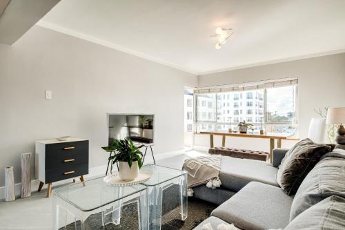 Stylish Green Point 2 Bed w Views Rockaway Haven - image 12