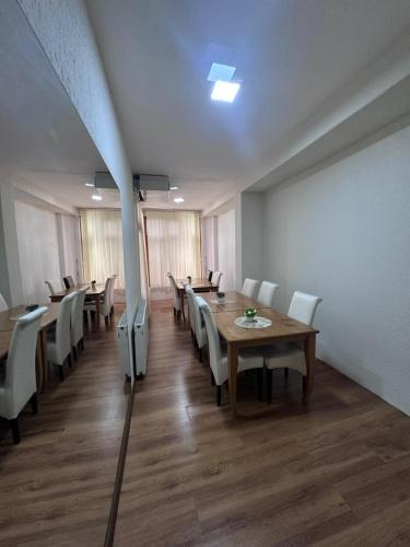 Hostel 8 in Пріштіна