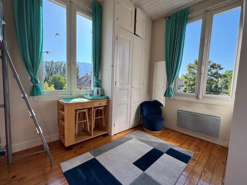 Small central studio solo - Location saisonnière - Le Bourget-du-Lac