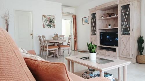 Oasis Parque Country Club T2 BY SWEET HOME – khách sạn tại Vale da Arrancada