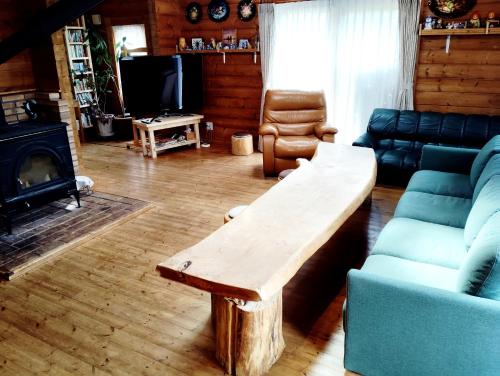 Siodomi Marinki shared wood lodge, pets allowed for a fee in Hashikami