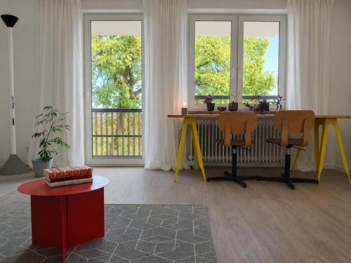 Natur, Ruhe und traumhafter Ausblick, moderne Ferienwohnung am Tor zur Fränkischen Schweiz in Schnabelwaid, Deutschland