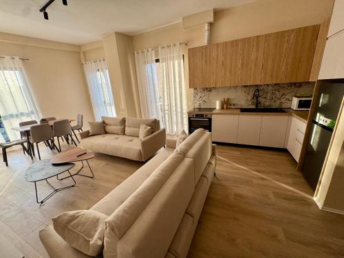 New Bazaar Cozy Luxor Apartments , 10 Apartments, Tirana