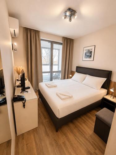 Double room, deluxe