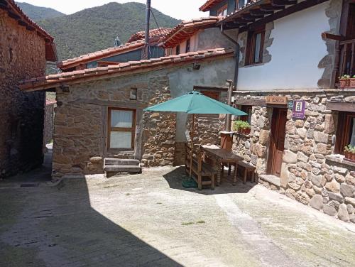 Casas Rurales La Casuca - Cabezon De Liebana
