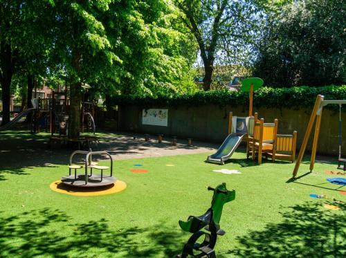 Garden View Apartment in Historic City Villa 2