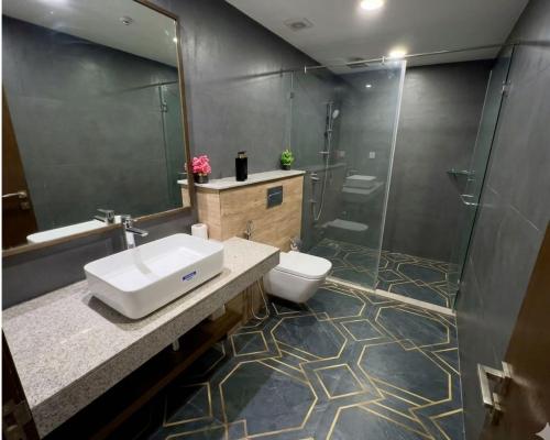 Asma Living Apartment In The Heart Of Rose Garden – khách sạn tại Wapda Town