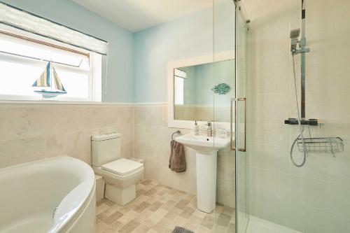 Host & Stay - Roseberry Avenue - image 3