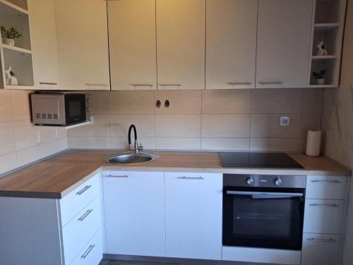 Apartments Jasna – khách sạn tại Banjol