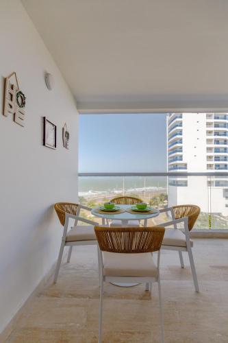 Beautiful apartment in front of the sea