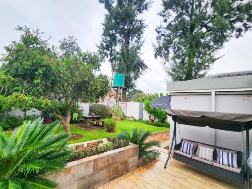 Falcon Guest House in ฮาราเร