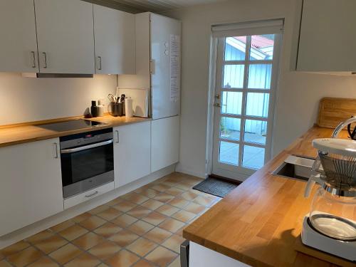 Facilities, Idyllically Situated Wooden House By The Forest in Viborg