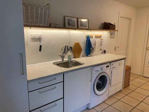 Facilities, Idyllically Situated Wooden House By The Forest in Viborg