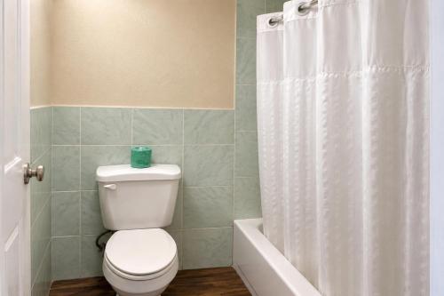 Regency Inn Houston near Hobby Airport – Houston, TX
