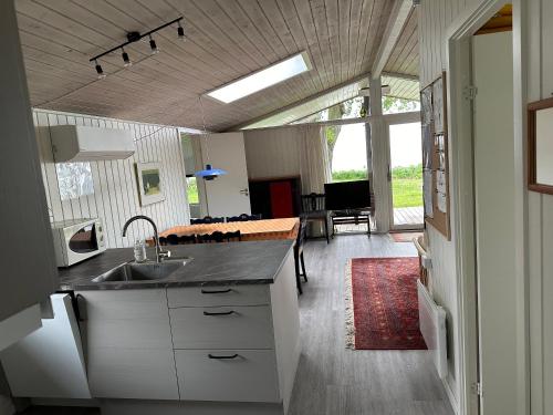 Létesítmények, Holiday House In 1St Row To Nice Beach in Espagervej