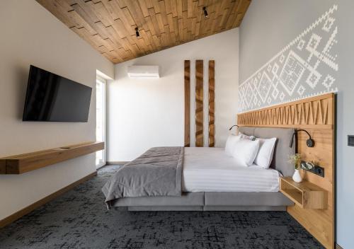 2 bedrooms, 3 beds