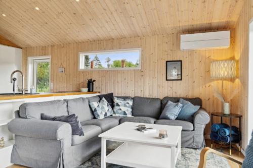 Facilities, Lovely Bright Summer House In Marielyst in Vaeggerlose