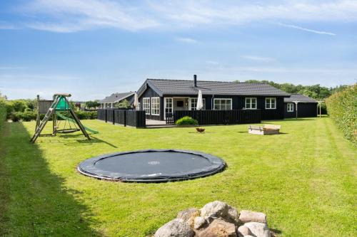 Facilities, Flovt Beach Peace And Private Garden in Flovt