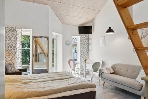 Facilities, Lovely Apartment Right In The Center Of Marielyst in Idestrup