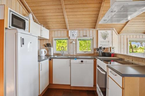 Létesítmények, Beach House With Sea View Of The Great Belt in Skaelskor