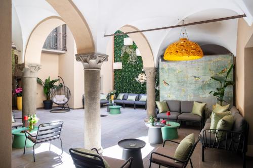 REGO APARTMENTS - Boutique Aparthotel with some off-site apartments in a Charming Historic District close to Upper Town
