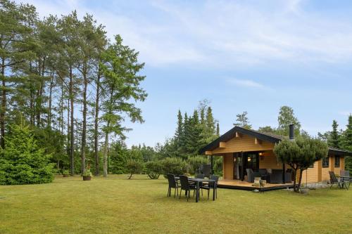 Peaceful Holiday Home Close To Nature – khách sạn tại Glesborg
