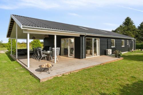 設施, Spacious Holiday Home On Bogø in 博島