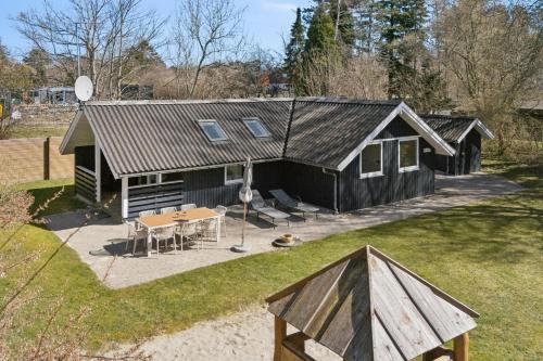 Iekārtas, Lovely Cottage Close To A Beautiful Beach in Vig