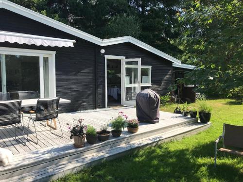 Oprema, Lovely Holiday Home With A Beautiful Terrace in Skelvej