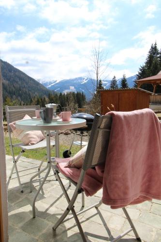 Balcony/terrace, Landhaus Nockalm - Karnten Card im Sommer inklusive in Sankt Oswald