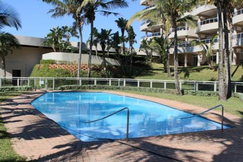Ballito Manor Gardens 301 - image 2