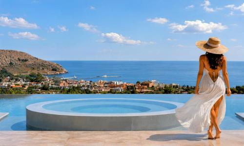 Mistral Suite Heated Pool 2