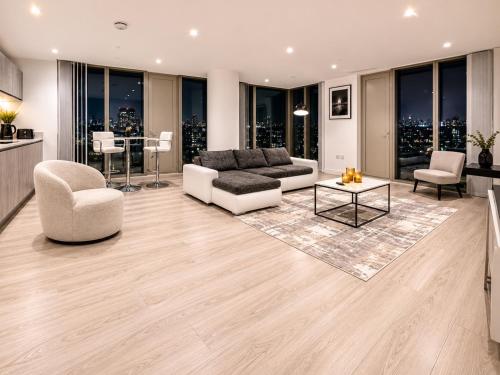 Luxury 2 Bed Penthouse with Stunning Views in Manchester City Centre, Manchester