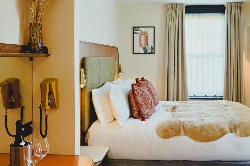 The Libertine Lodgings - image 12