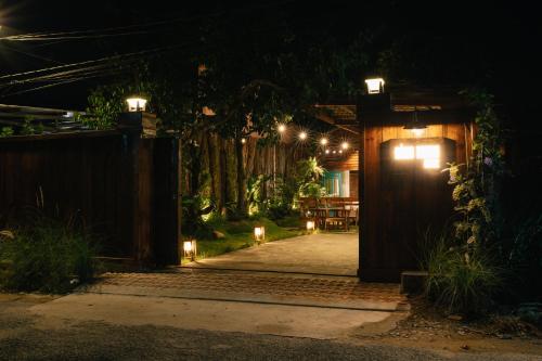 Đàng Trong home 1 (Đang Trong home 1) in ゴーコン