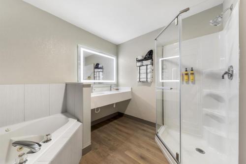 Best Western PLUS Revere Inn & Suites - image 18