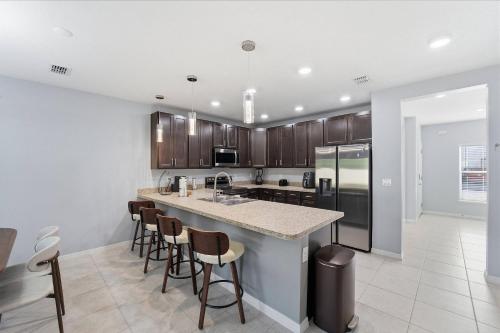 Kitchen, Casa 3Q Fiesta Key Perto da Disney in Poinciana