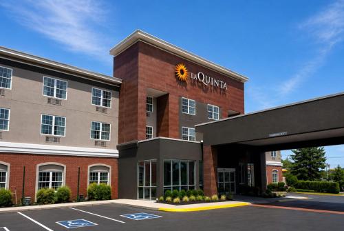 La Quinta Inn & Suites by Wyndam Knoxville West, Knoxville