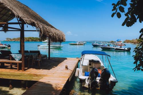 Facilities, Isla Unica- Islas del Rosario in Rosario Islands
