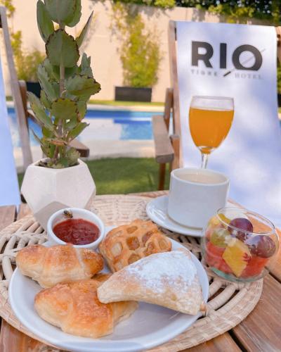 RIO TIGRE HOTEL