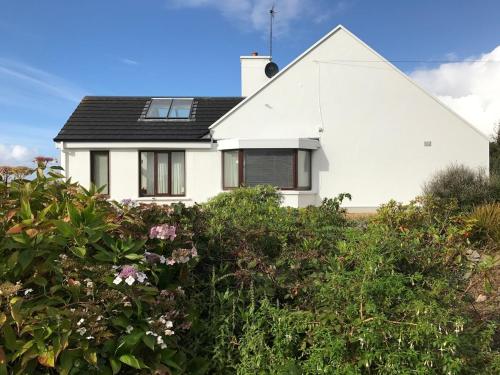 Charming House in Furbo 14 mins from Galway in Barna