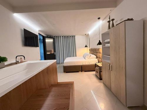 Hotel One Lleras