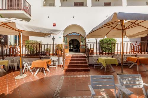Hotel El Balear - image 8