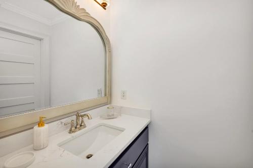 Saltwater Oaks - image 14