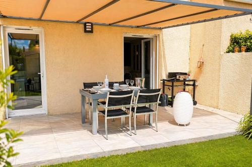 Villa CAROLINA - Jardin privé et confort proche du centre ville