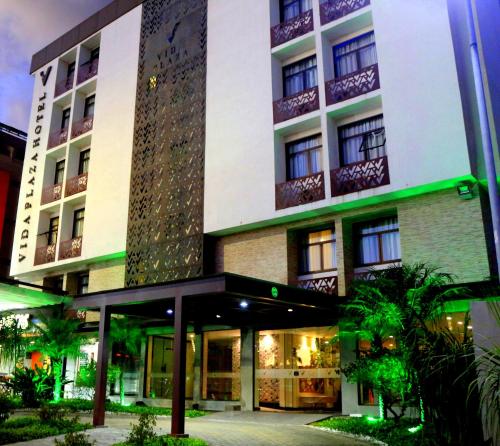 Exterior view of Vida Plaza Hotel