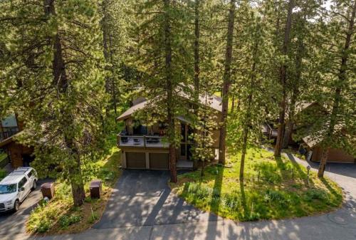 The Lazy Bear Northstar Resort Truckee – khách sạn tại Truckee