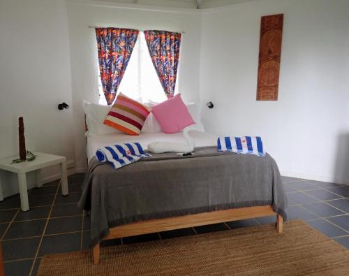 Coral Quays Resort in Aore Island