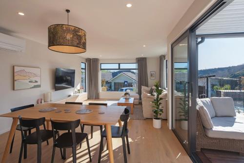Marsden Escape - Views, Spa and Swimming Pool in Stoke